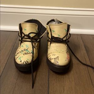 Funky City Skyline Lace Boots Size -38-